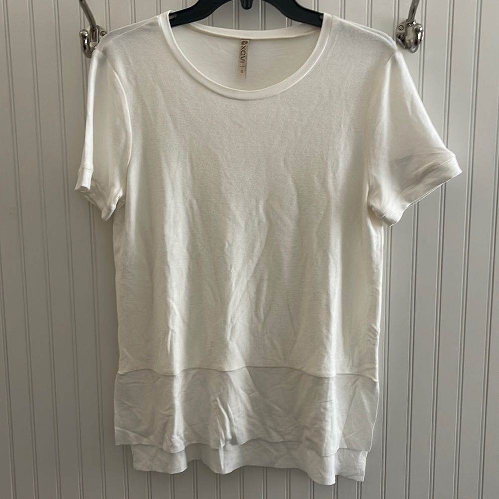 NWOT‎ XCVI WEARABLES DARLING TOP!